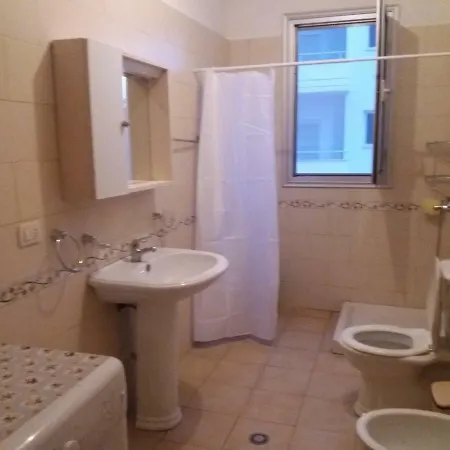 Apartment Super *